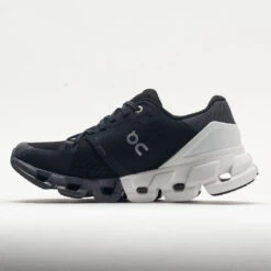 On Running On Cloudflyer 4 Women's Black/White -On Running Store 048796 1
