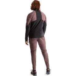 On Running On Climate Jacket Men - Grape & Black -On Running Store on climate jacket men grape black 4 1566953