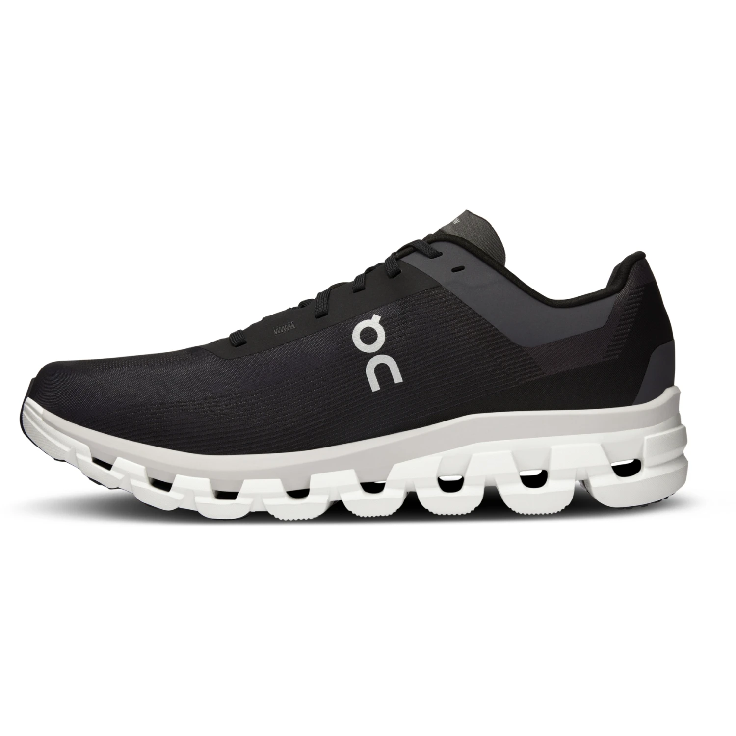 On Running On Cloudflow 4 Running Shoe Men - Black & White 5 On Running On Cloudflow 4 Running Shoe Men - Black & White - Image 3