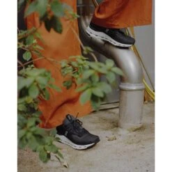 On Running On Cloudnova Women Sneaker - Phantom & White 18 On Running On Cloudnova Women Sneaker - Phantom & White -On Running Store on cloudnova women sneaker phantom white 7 1392199