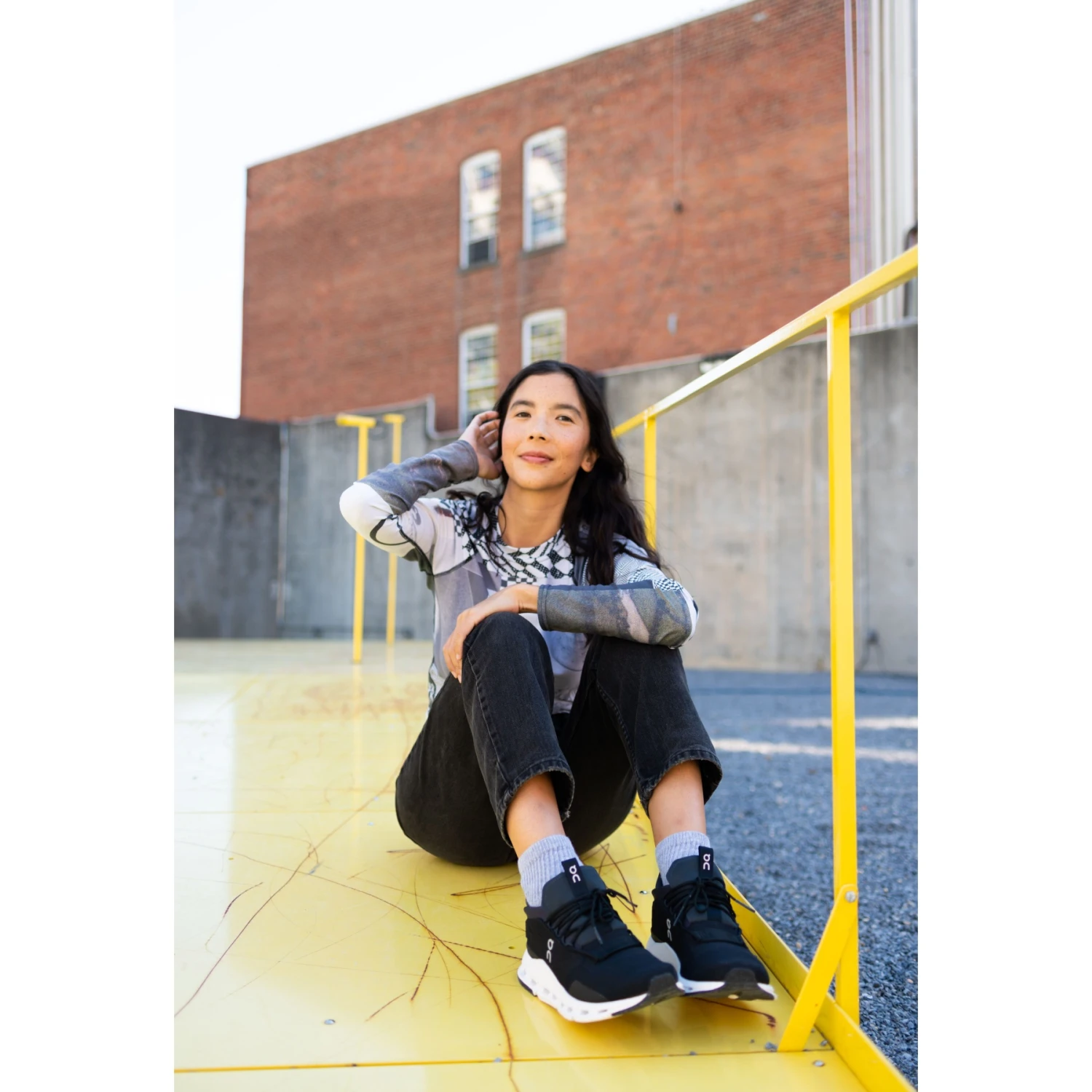 On Running On Cloudnova Women Sneaker - Phantom & White 9 On Running On Cloudnova Women Sneaker - Phantom & White - Image 7