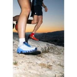On Running On Cloudventure Women Trailrunning Shoe - Arctic & Marina -On Running Store on cloudventure women running shoe arctic marina 7 1027744