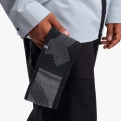 On Running On Explorer Merino Headband - Rock & Black 13 On Running On Explorer Merino Headband - Rock & Black -On Running Store on explorer merino headband rock black 5 1336999