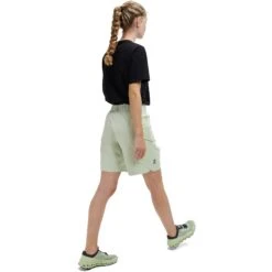 On Running On Explorer Shorts Women - Vine -On Running Store on explorer shorts women vine 3 1151026