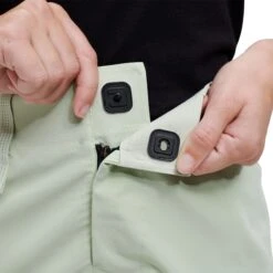 On Running On Explorer Shorts Women - Vine -On Running Store on explorer shorts women vine 5 1151028