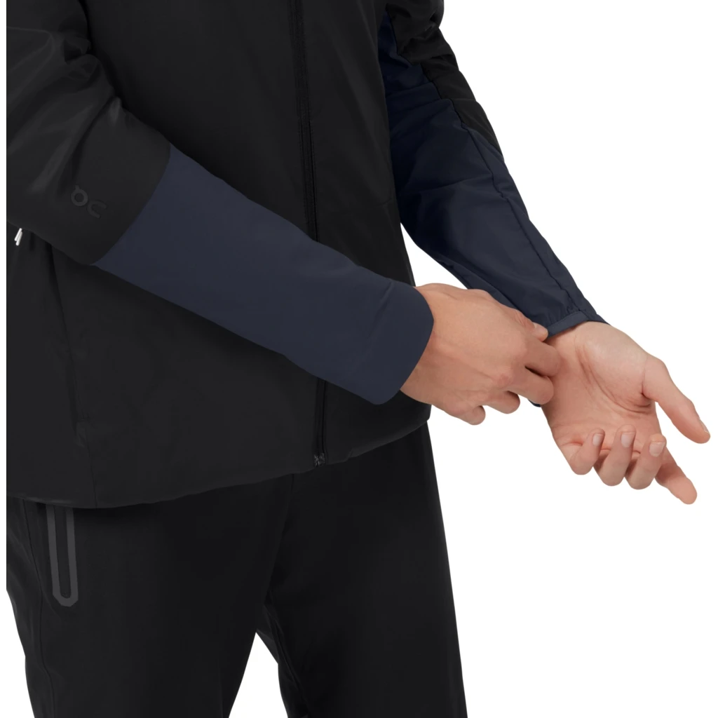 On Running On Insulator Jacket - Black & Navy 12 On Running On Insulator Jacket - Black & Navy - Image 10