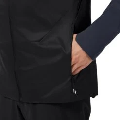 On Running On Insulator Jacket - Black & Navy 22 On Running On Insulator Jacket - Black & Navy -On Running Store on insulator jacket black navy 8 949976