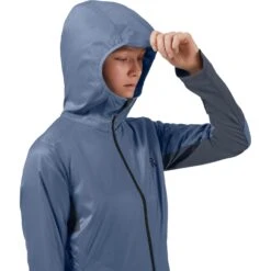 On Running On Insulator Jacket Women - Cerulean & Dark 17 On Running On Insulator Jacket Women - Cerulean & Dark -On Running Store on insulator jacket women cerulean dark 6 974281