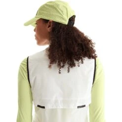 On Running On Lightweight Cap - Hay 13 On Running On Lightweight Cap - Hay -On Running Store on lightweight cap hay 4 1531665