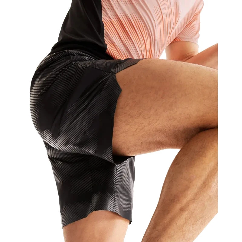 On Running On Lightweight Shorts Lumos - Black 5 On Running On Lightweight Shorts Lumos - Black - Image 3