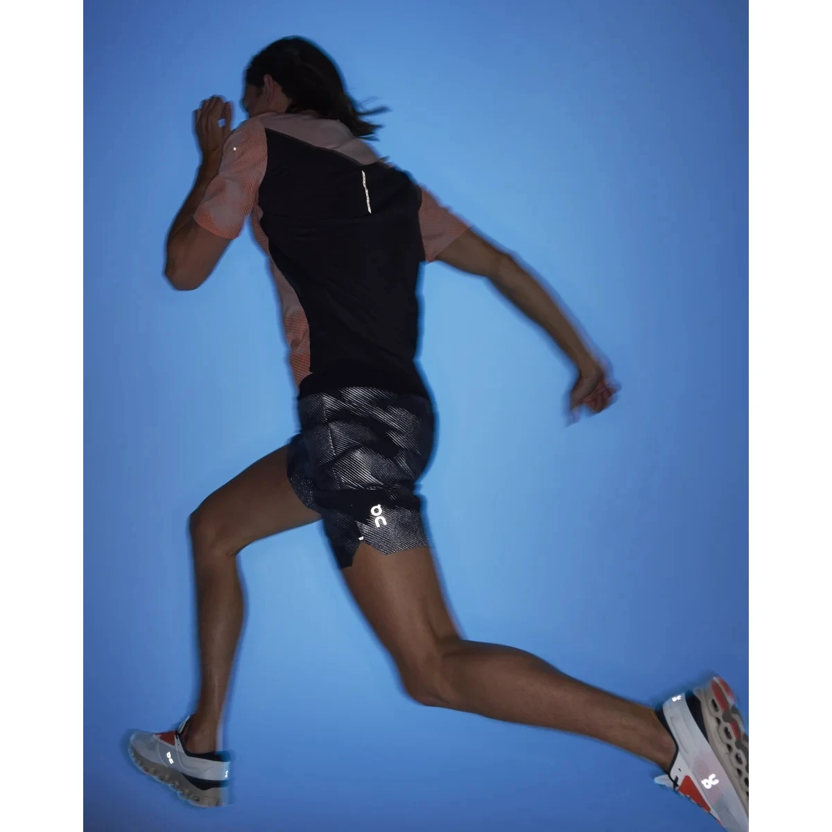 On Running On Lightweight Shorts Lumos - Black 8 On Running On Lightweight Shorts Lumos - Black - Image 6