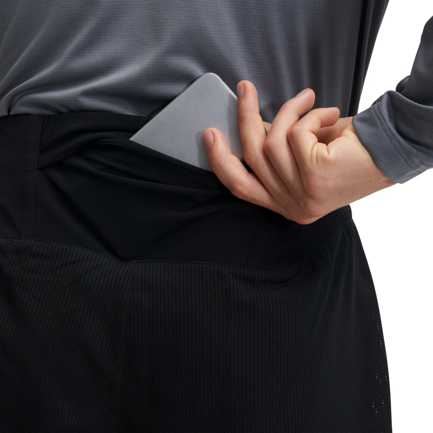 On Running On Lightweight Shorts - Twilight & Black 8 On Running On Lightweight Shorts - Twilight & Black - Image 6