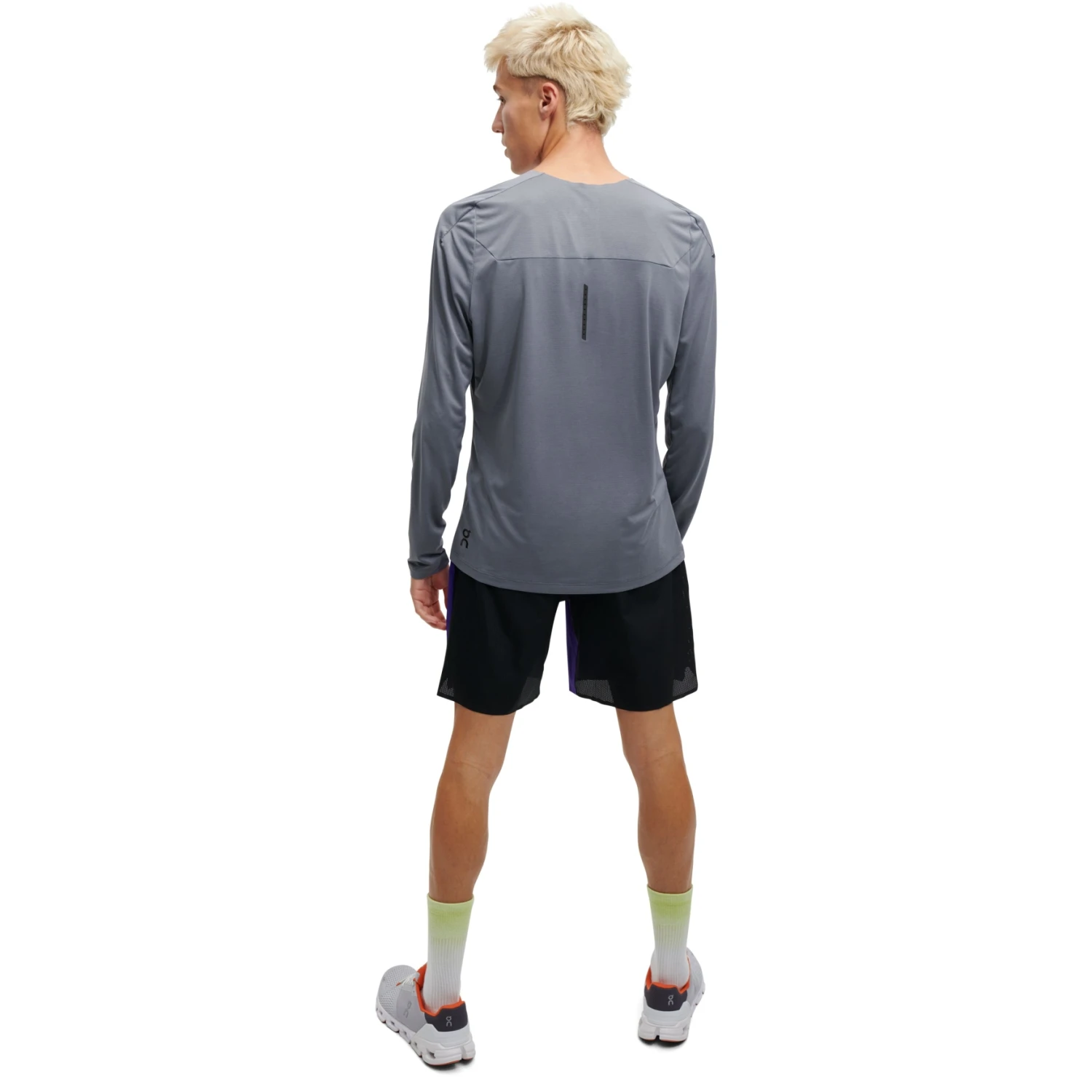 On Running On Lightweight Shorts - Twilight & Black 6 On Running On Lightweight Shorts - Twilight & Black - Image 4