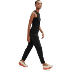 On Running On Movement Tank Women Running Shirt - Black -On Running Store on movement tank women running shirt black 3 1152247