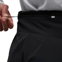 On Running On 5 Inch Running Shorts Women - Black -On Running Store on running 5 inch running shorts women black 7 1279054