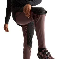 On Running Pants - Grape & Black 13 On Running Pants - Grape & Black -On Running Store on running pants grape black 4 1568929