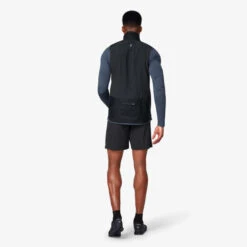 On Running On Weather Vest - Black -On Running Store on running weather vest black 05 858829