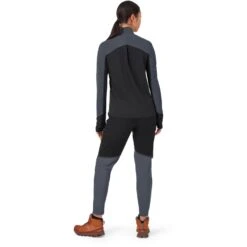 On Running On Trail Breaker Women Long Sleeve Running Shirt - Dark & Black -On Running Store on trail breaker women long sleeve running shirt dark black 4 949084
