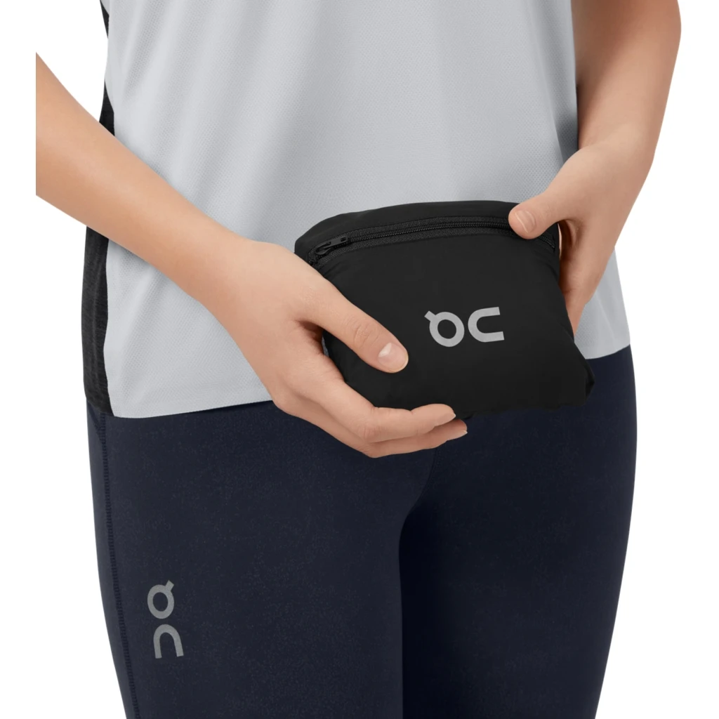 On Running On Weather Jacket Women - Black & Navy 13 On Running On Weather Jacket Women - Black & Navy - Image 11