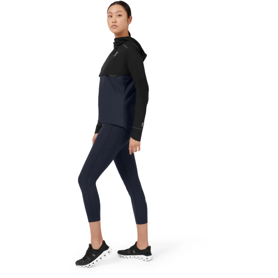 On Running On Weather Jacket Women - Black & Navy 4 On Running On Weather Jacket Women - Black & Navy - Image 2
