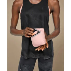 On Running On Weather Jacket Lumos Women - Woodrose & Black -On Running Store on weather lumos laufjacke damen woodrose 5 1558287