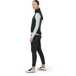 On Running On Weather Vest Women - Black -On Running Store on weather vest women black 3 949077