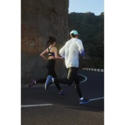 On Running On Zero Jacket - Undyed-White & Cobalt -On Running Store on zero jacket undyed white cobalt 12 1443280