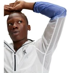 On Running On Zero Jacket - Undyed-White & Cobalt -On Running Store on zero jacket undyed white cobalt 7 1443275