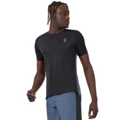 On Running On Performance-T Running Shirt - Black & Dark